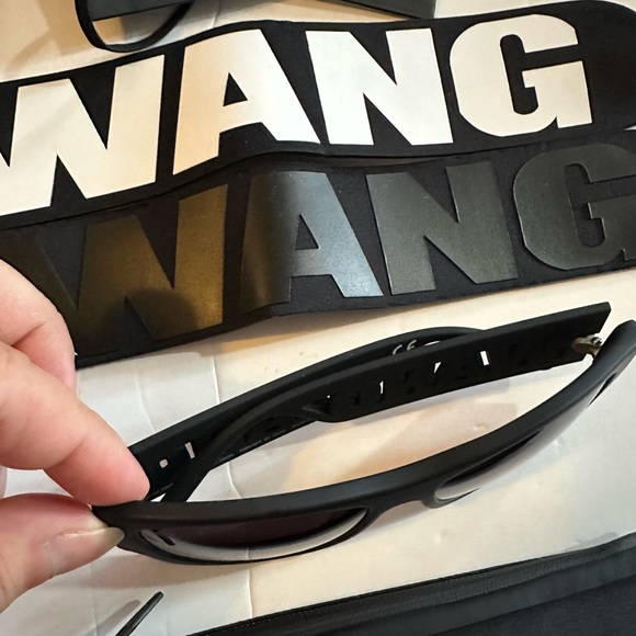 Alexander Wang x H&M Sunglasses - Picture 12 of 12